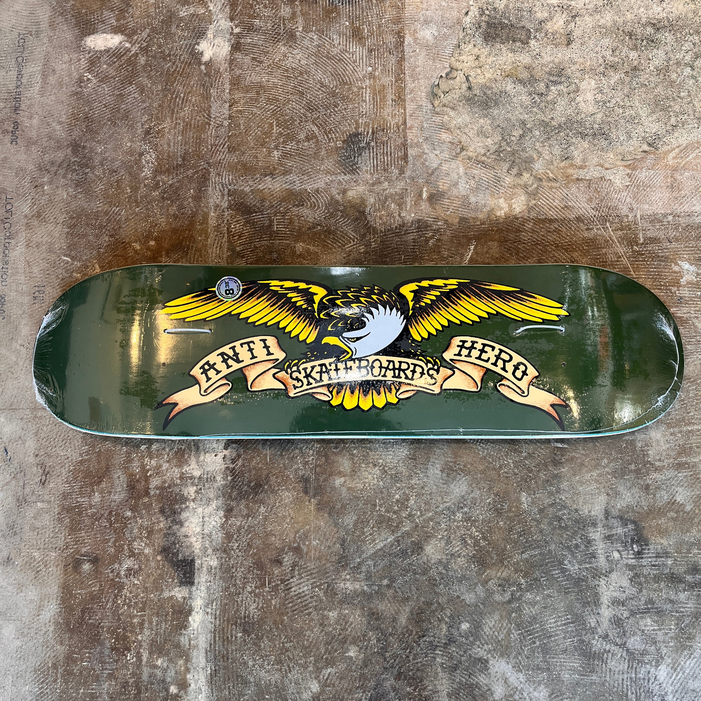 ANTI HERO] CLASSIC EAGLE - 8.38inch | Cambie SkateShop