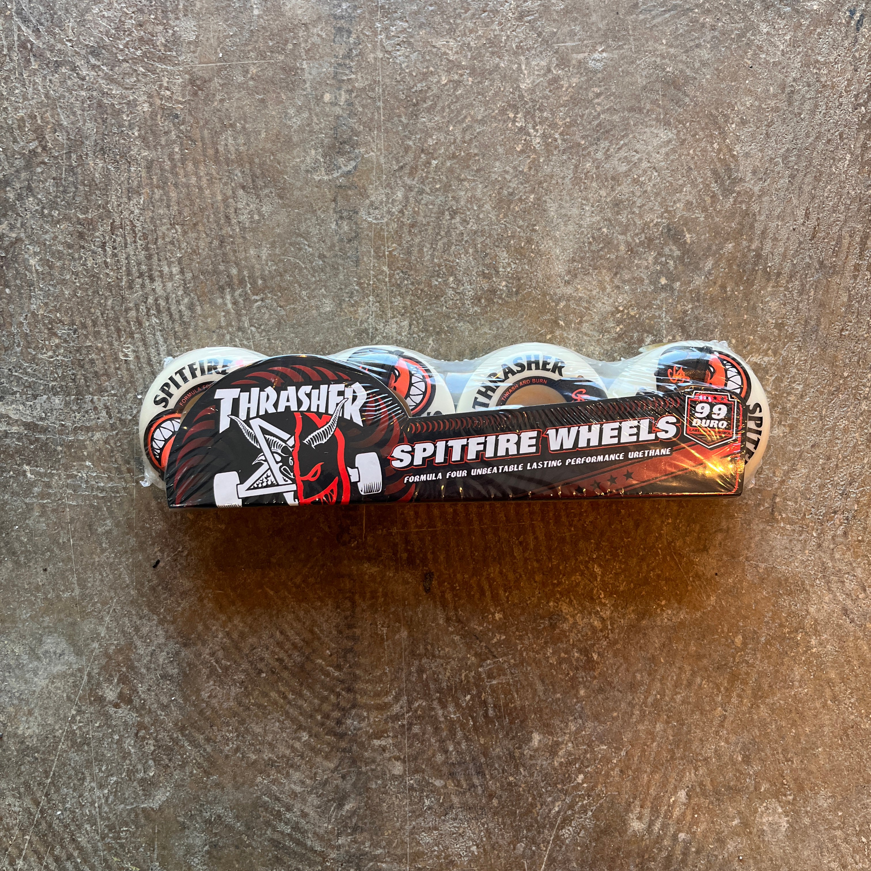 SPITFIRE ウィール CLASSICS 54mm 99DU Amazon.com : Spitfire Burner Skateboard Wheels 99du : Sports
