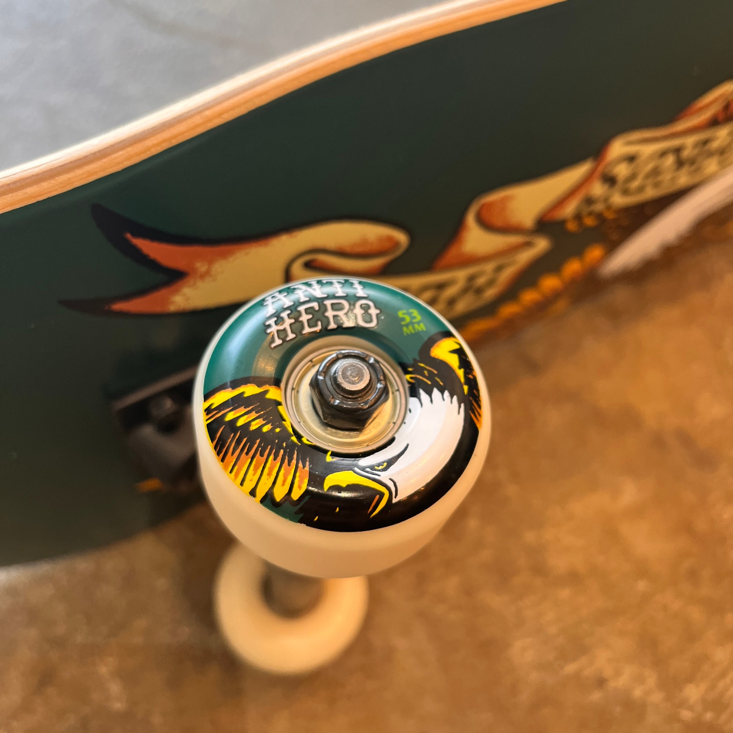 ANTI HERO] COMPLETE SKATEBOARD CLASSIC EAGLE 8.25 x 32.2 | Cambie